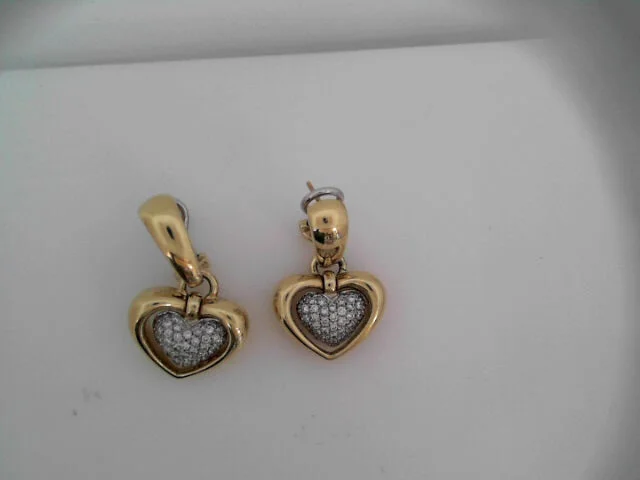 18k Gold & Diamond Earring