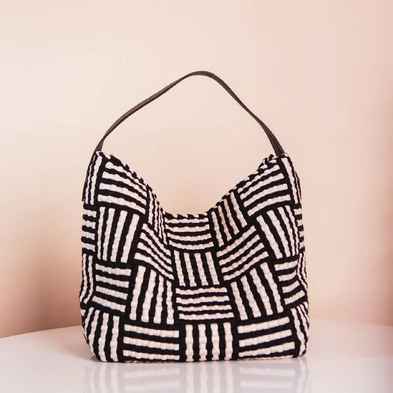 Buslo Mat Pattern Black & Beige