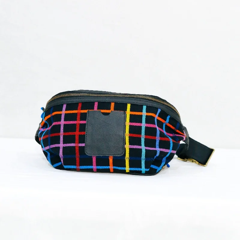 [R2R x DoiTung] Fanny Pack Black